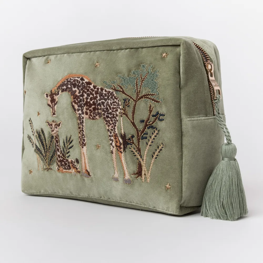 Giraffe Mother & Baby Wash Bag