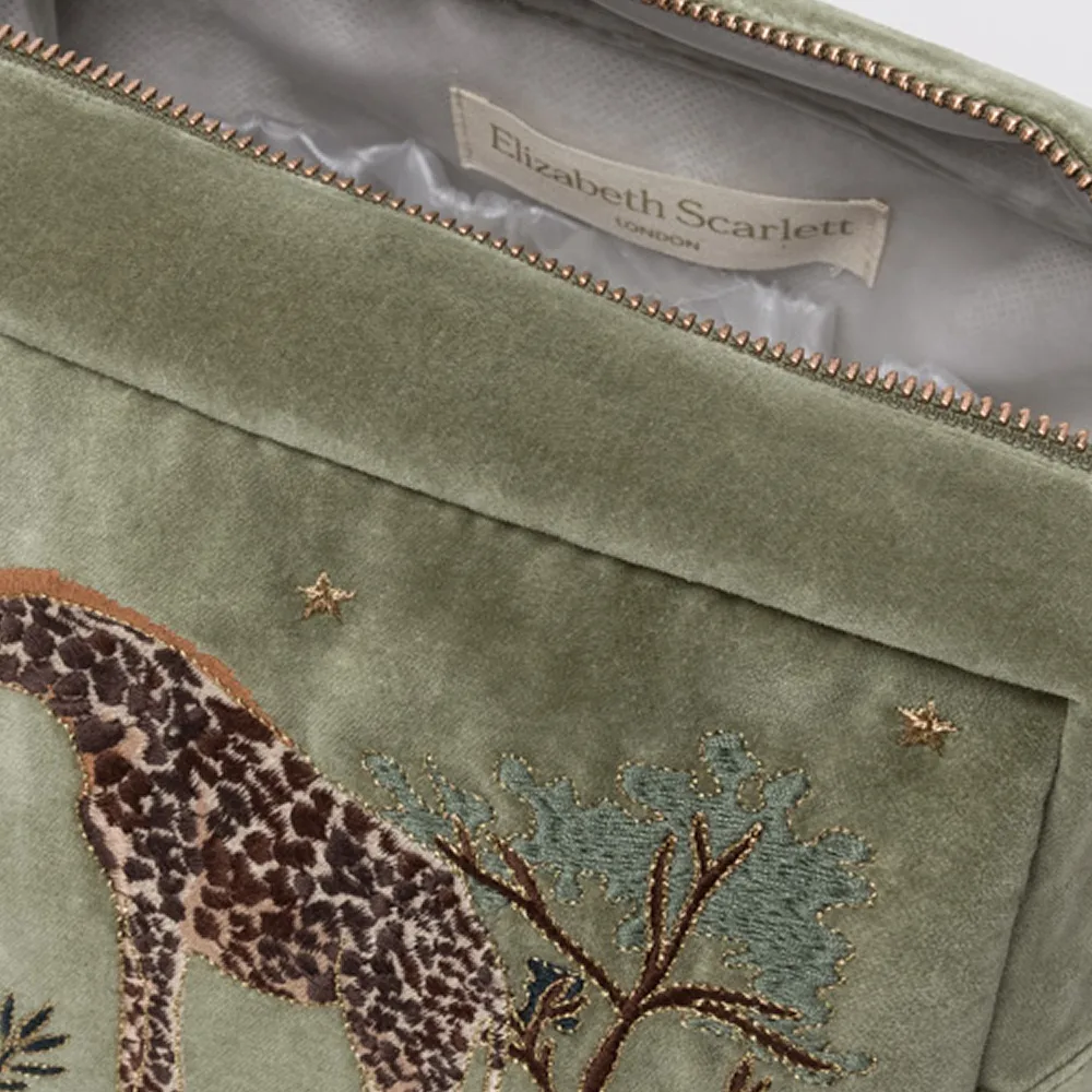 Giraffe Mother & Baby Wash Bag - Image 4