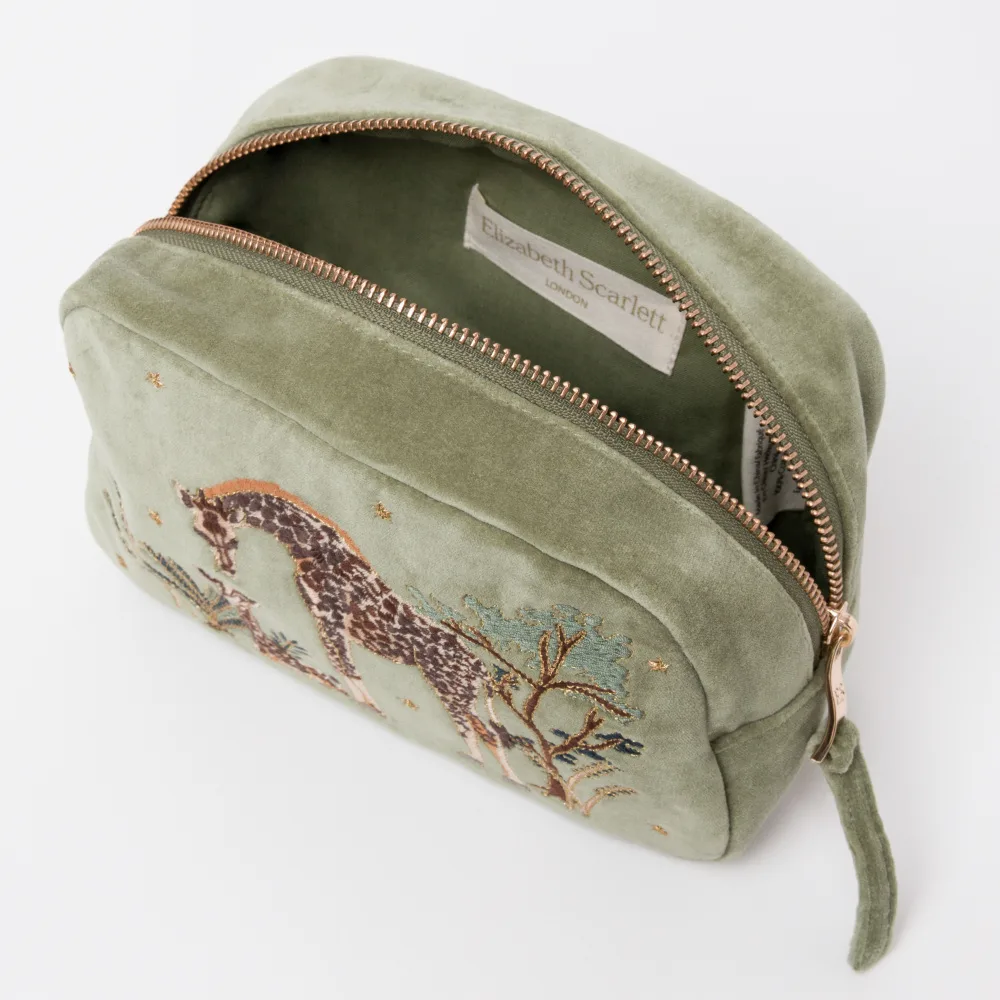 Giraffe Mother & Baby Makeup Bag - Image 3