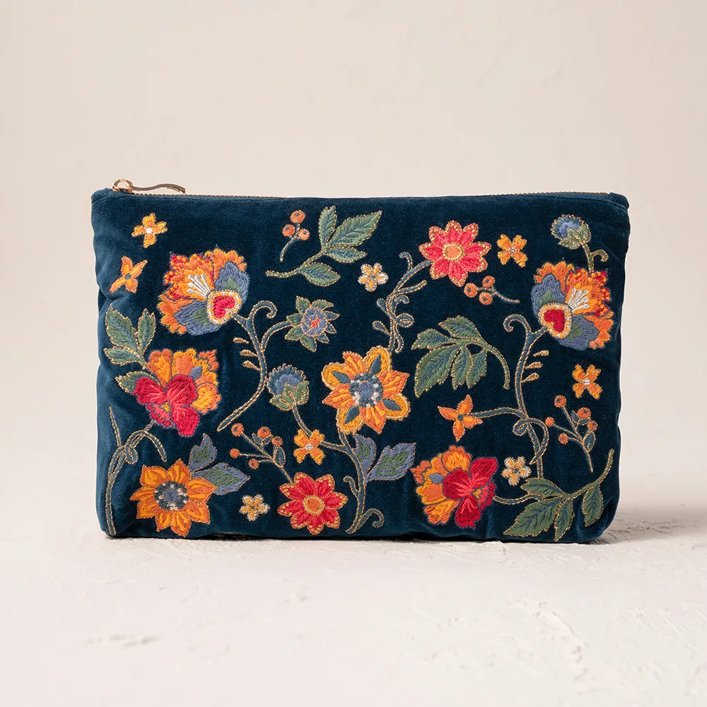 Botanical Garden Everyday Pouch - Image 2